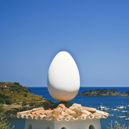 Egg overlooking the Portlligat bay