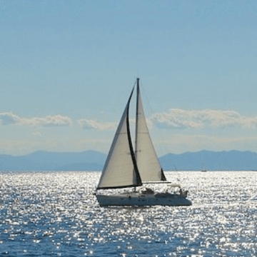 One of our favorite Barcelona sailing activities