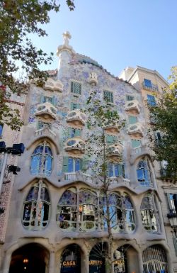 Antoni Gaudi buldings: Casa Batllo