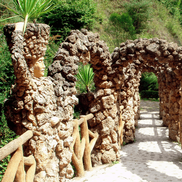 Bridge of the Jardins Artigas (Gaudi, La Pobla de Lillet, Barcelona, Spain)