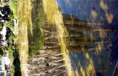 Nativity Facade (Sagrada Familia): View reflected on the water